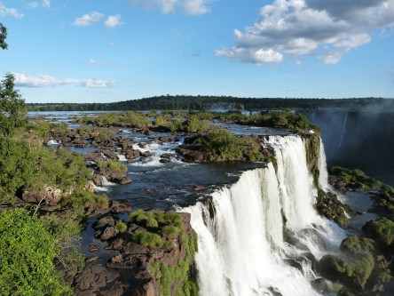 iguazu-falls-455611_1280.jpg